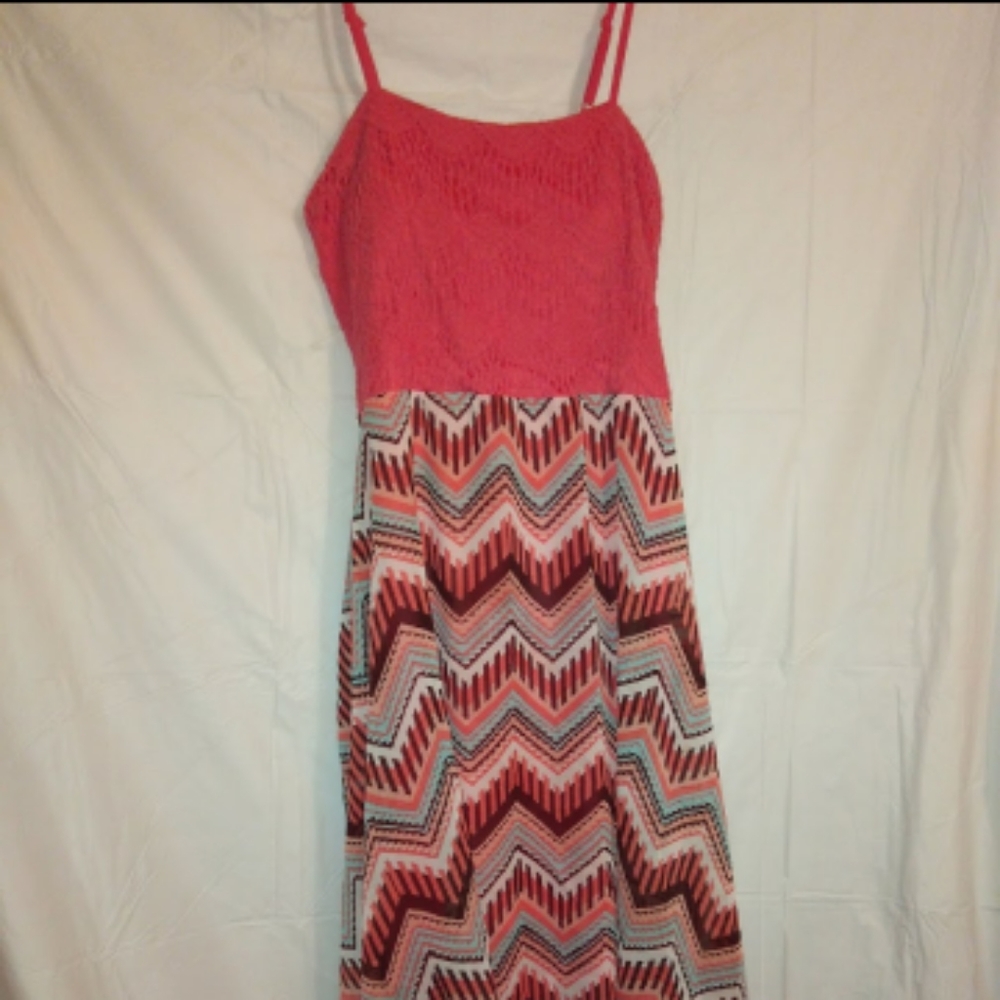 50 Plus Sized Dresses - Picture 16 of 16